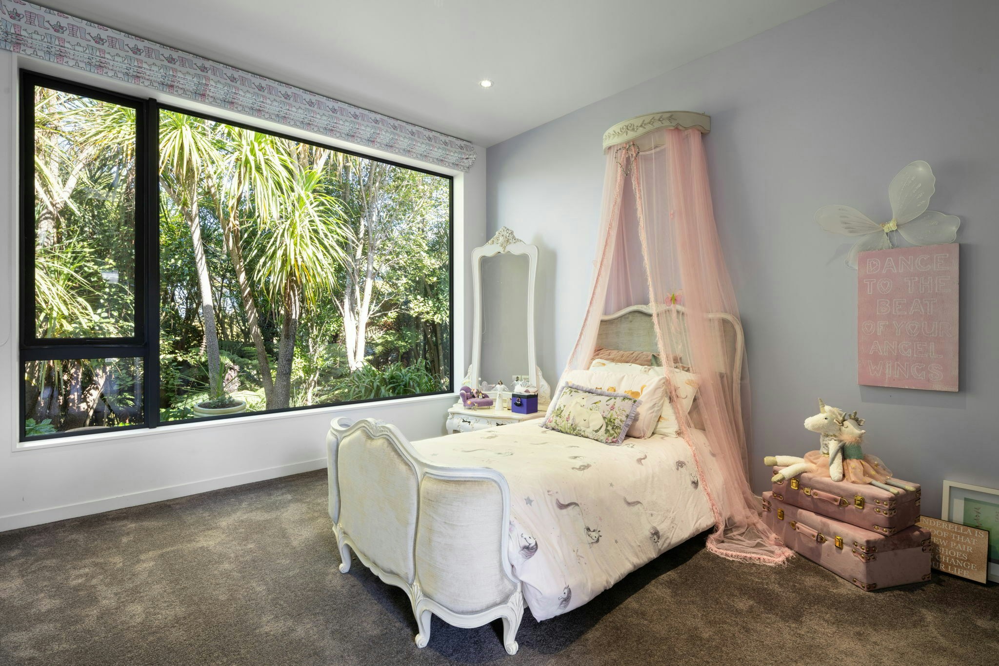 85 web or mls in House AR5 8035