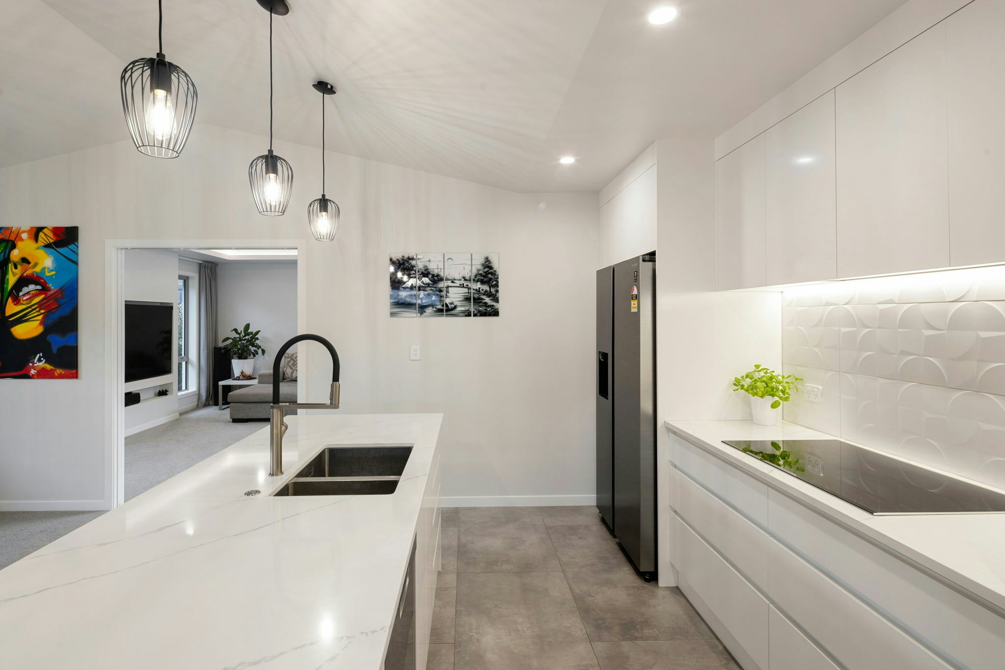 85 web or mls in House AR5 8037