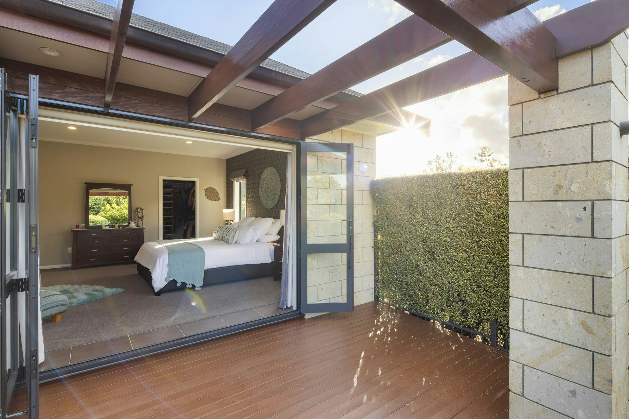 85 web or mls in House AR5 9707