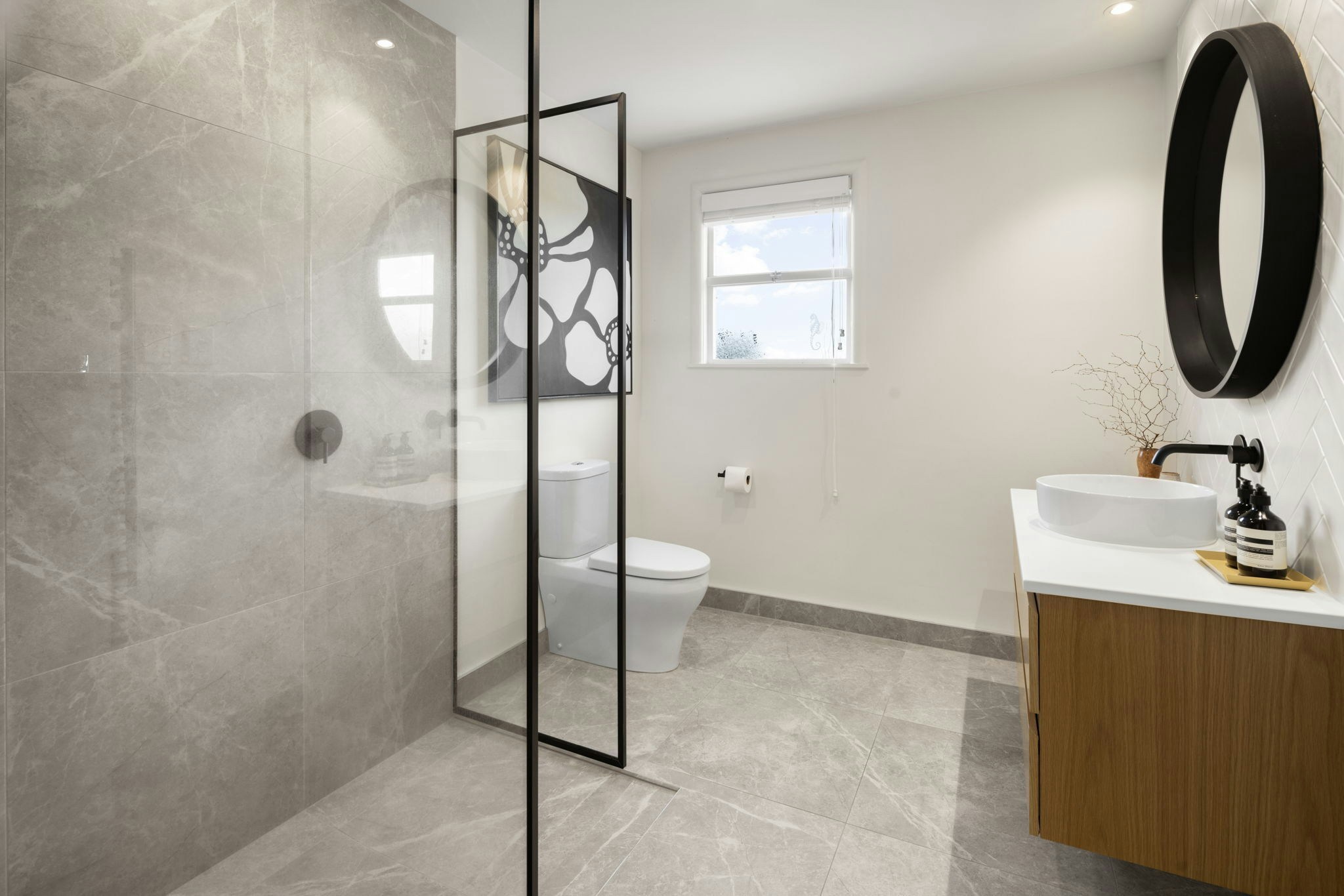 86 web or mls in House AR5 5867 2