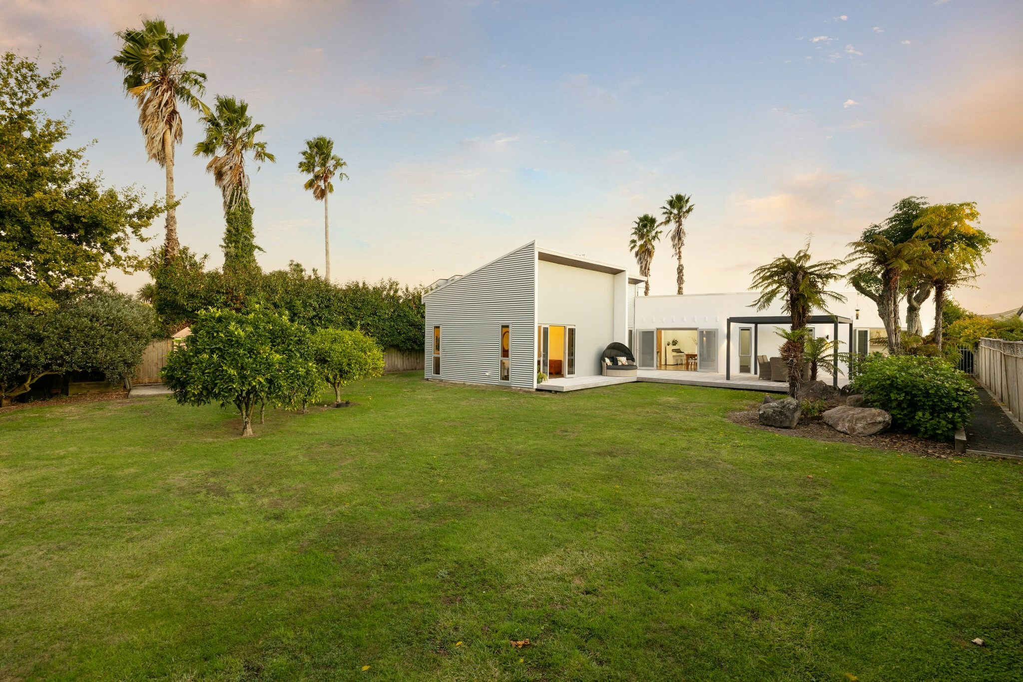 89 web or mls in House SR5 2251