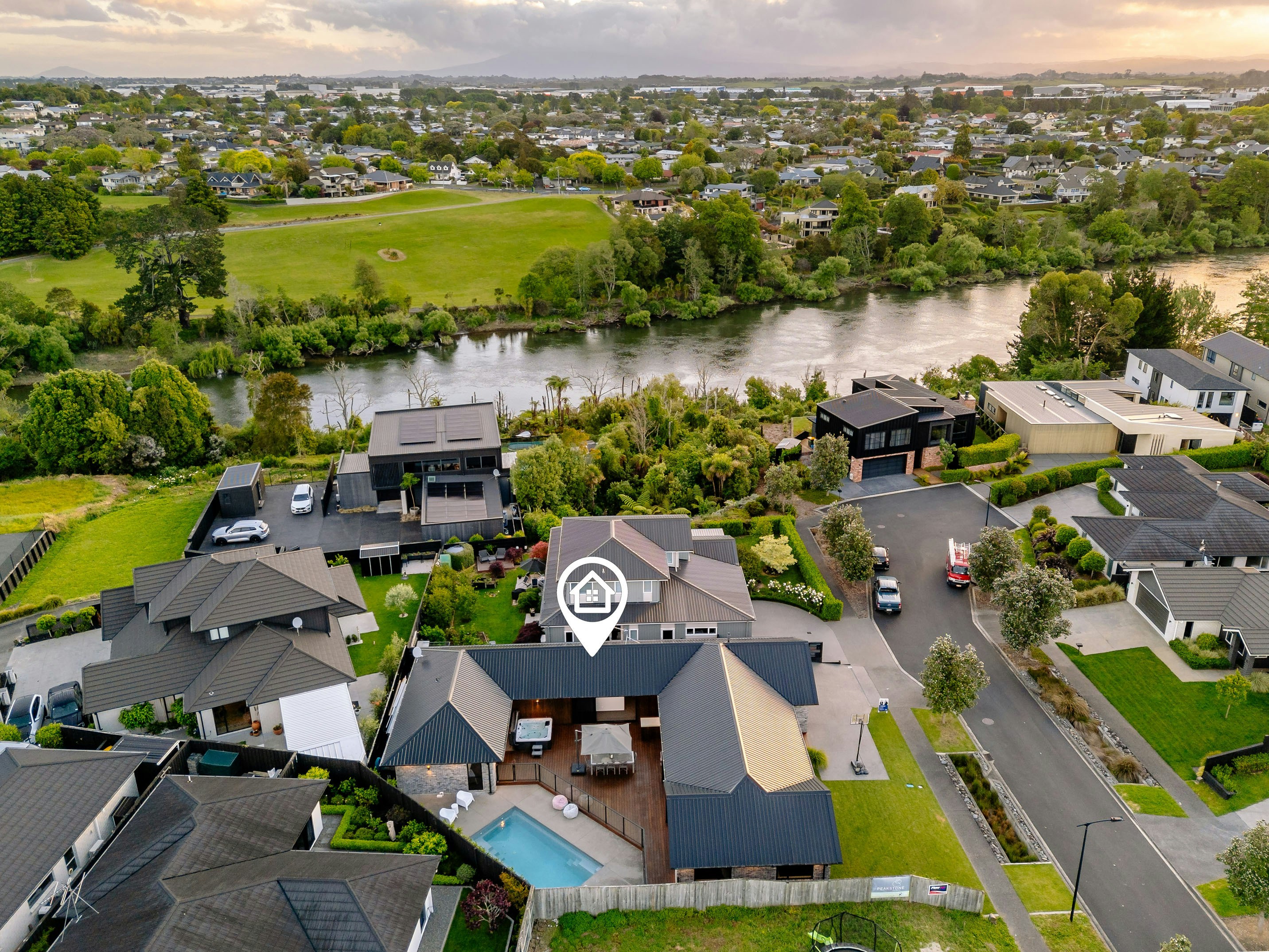 9 EDIT custom in House DJI 20251114194847 0601 D