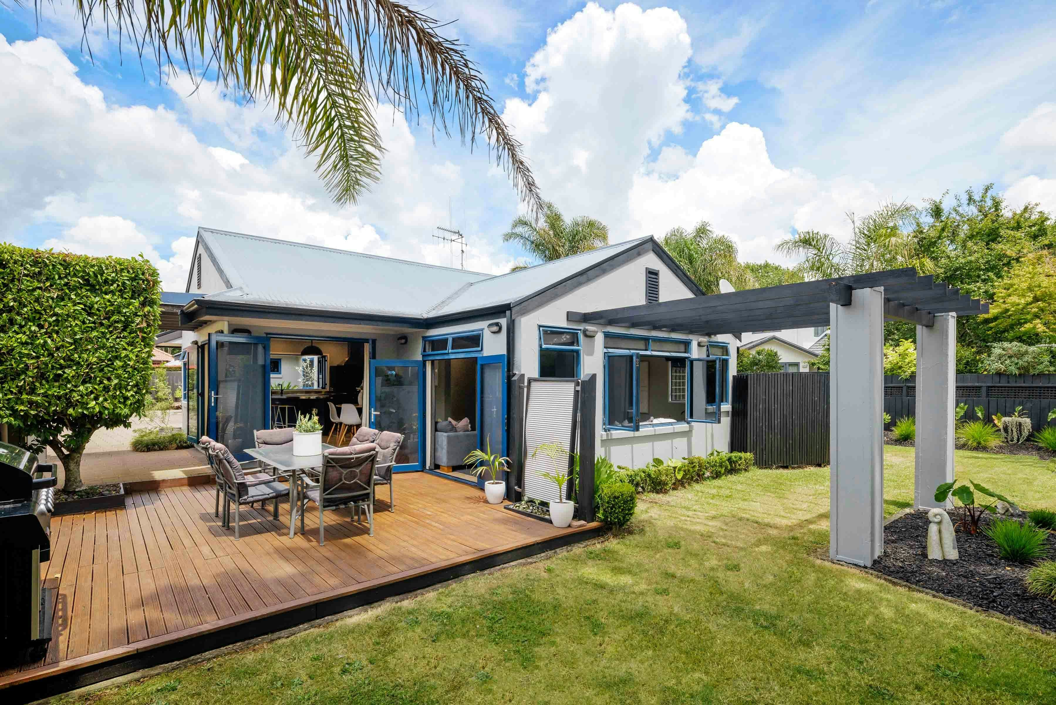 9 EDIT web or mls in House AR5 2510