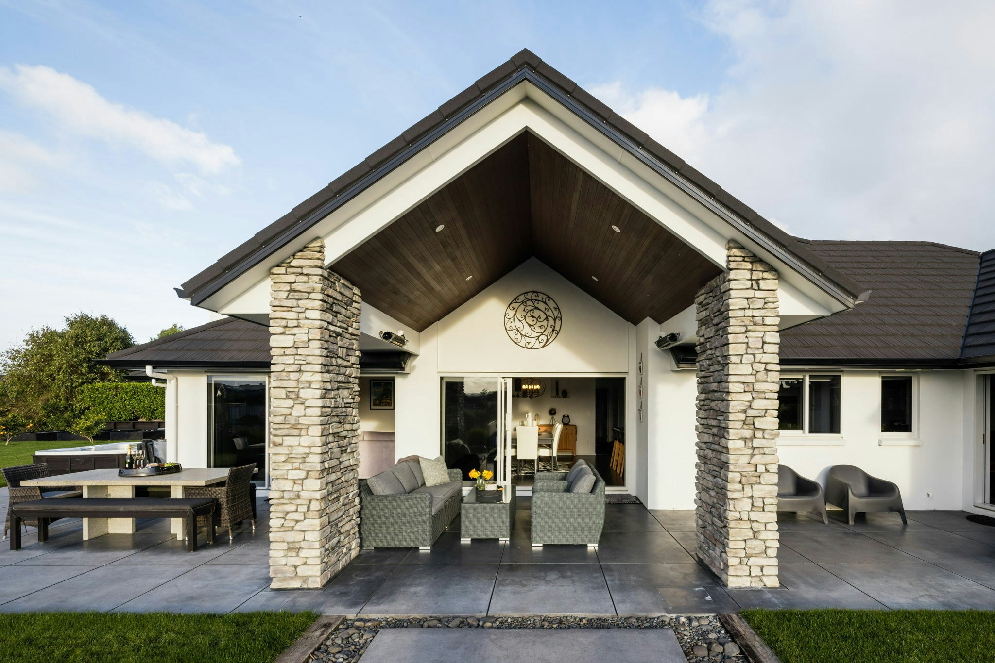 91 web or mls 81 in House AR5 2358