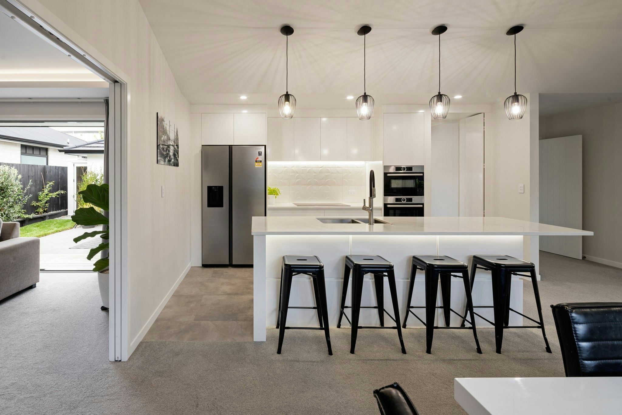 91 web or mls in House AR5 8018