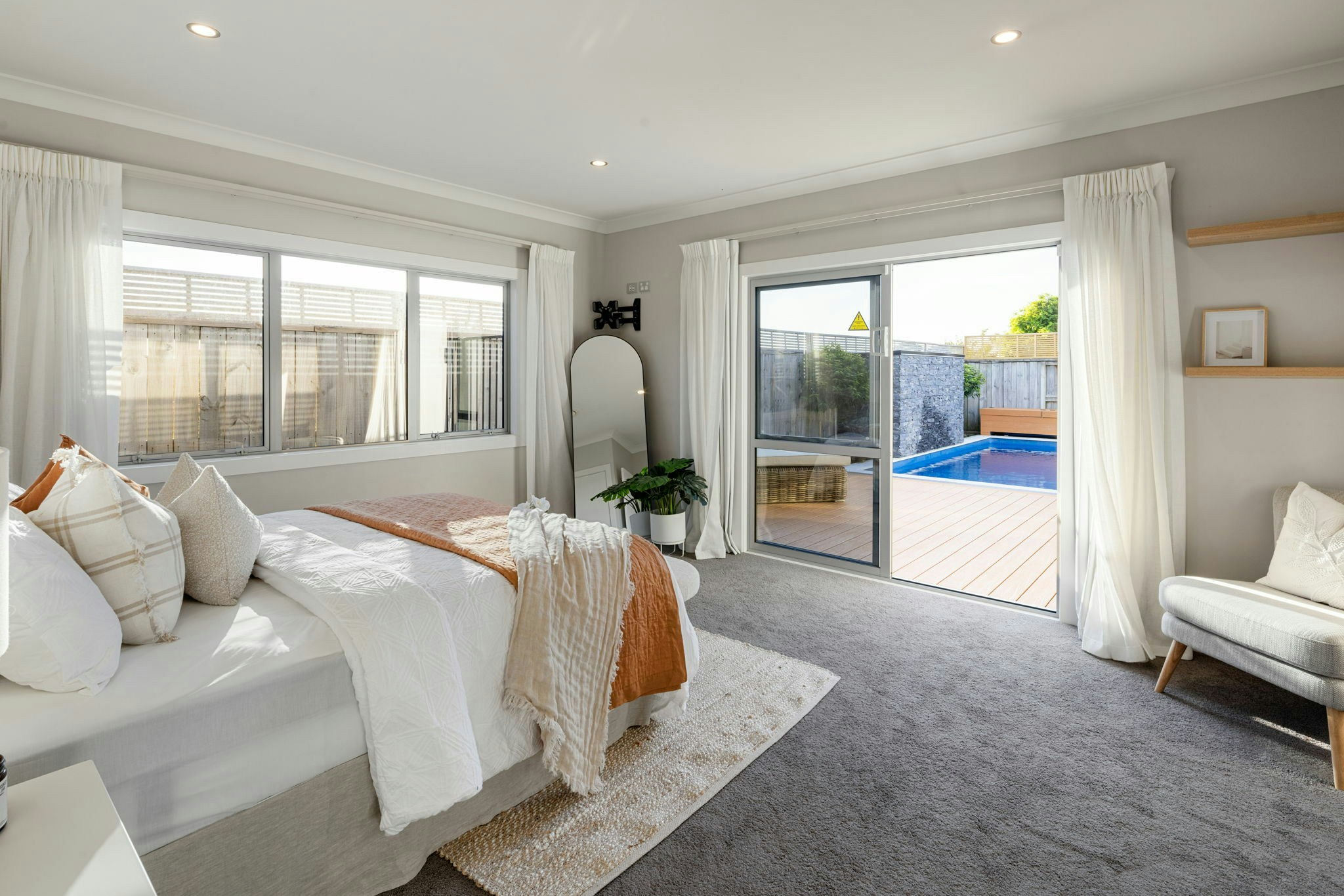 92 web or mls in House AR5 5089