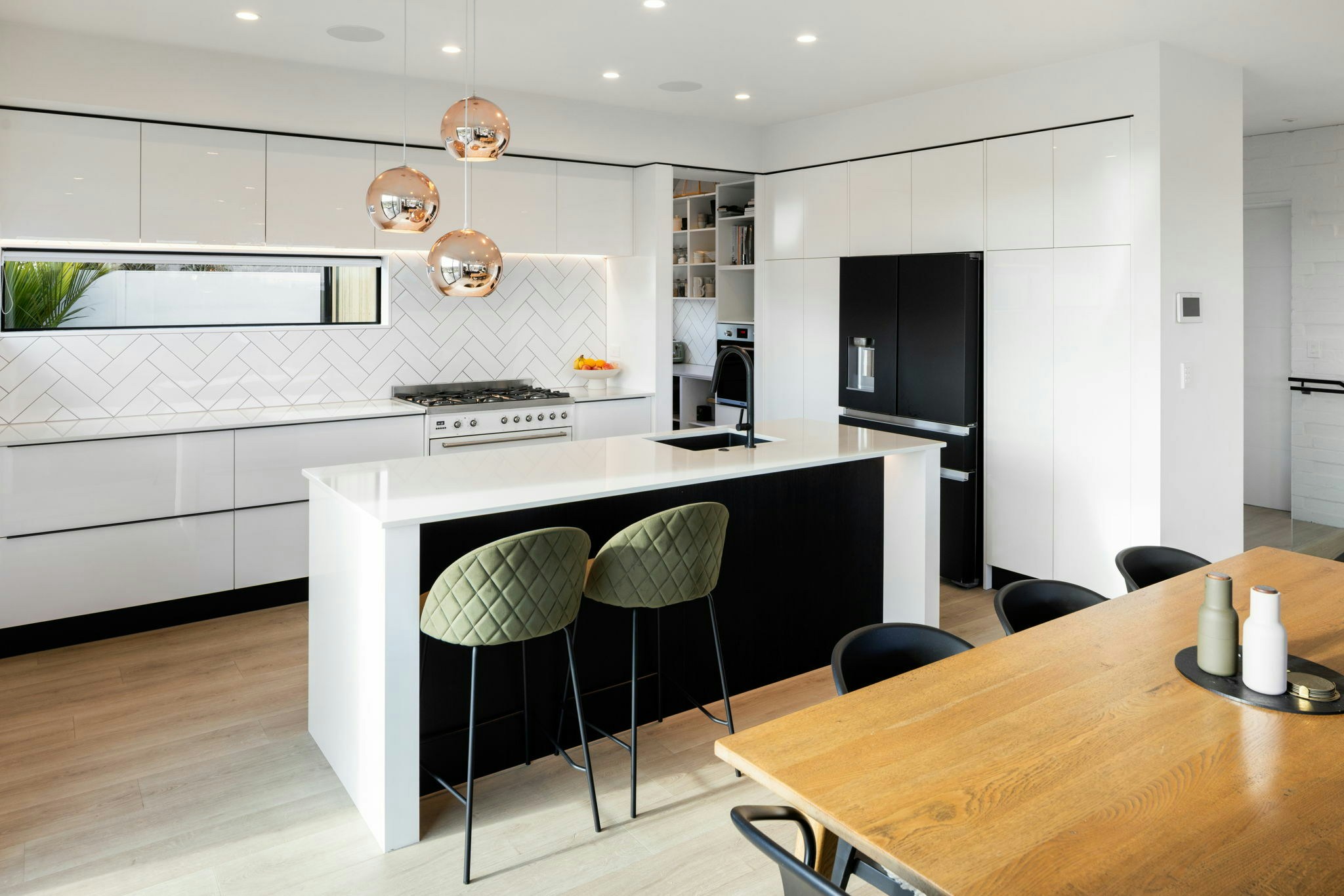 92 web or mls in House AR5 8617