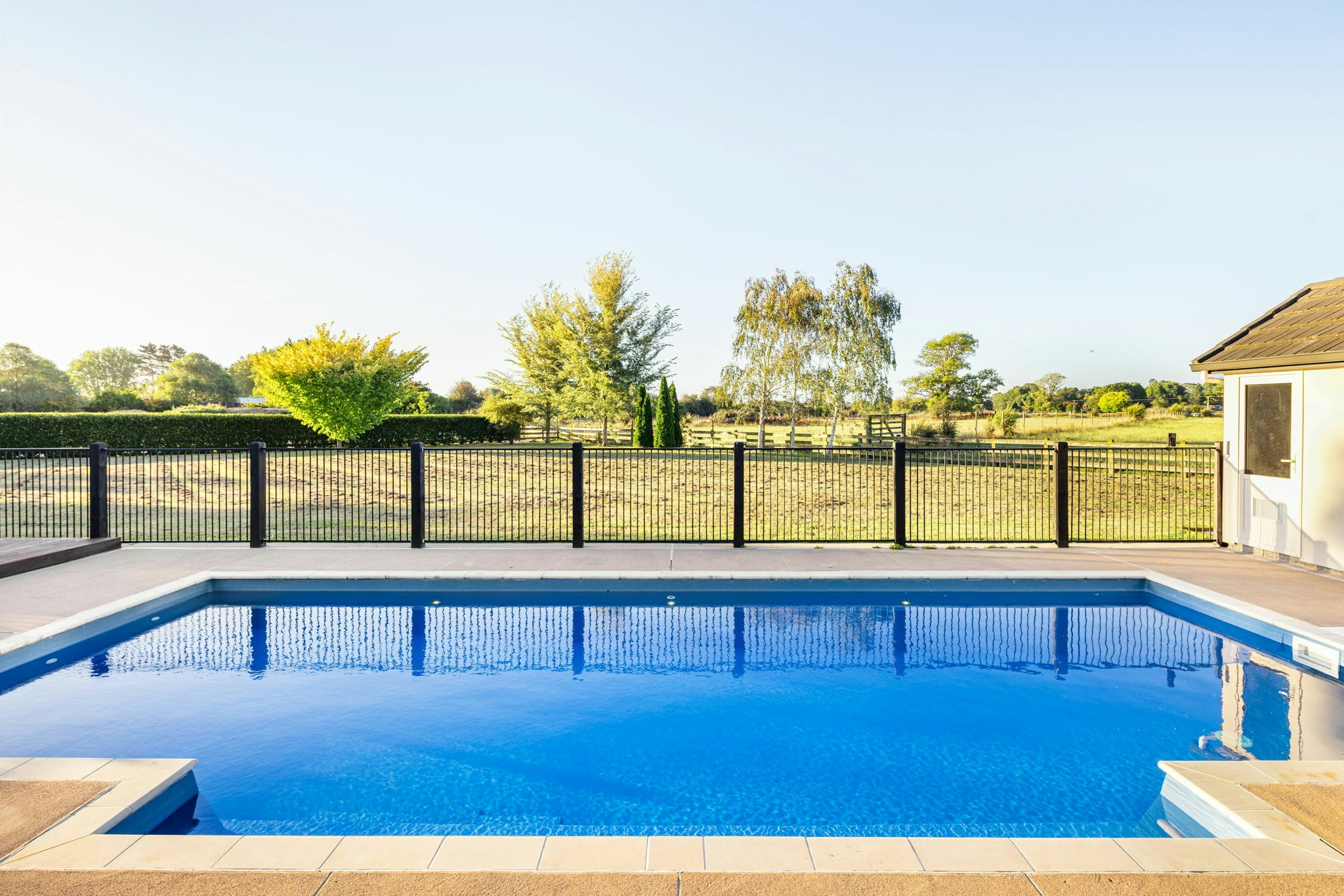 95 web or mls in House AR5 6156