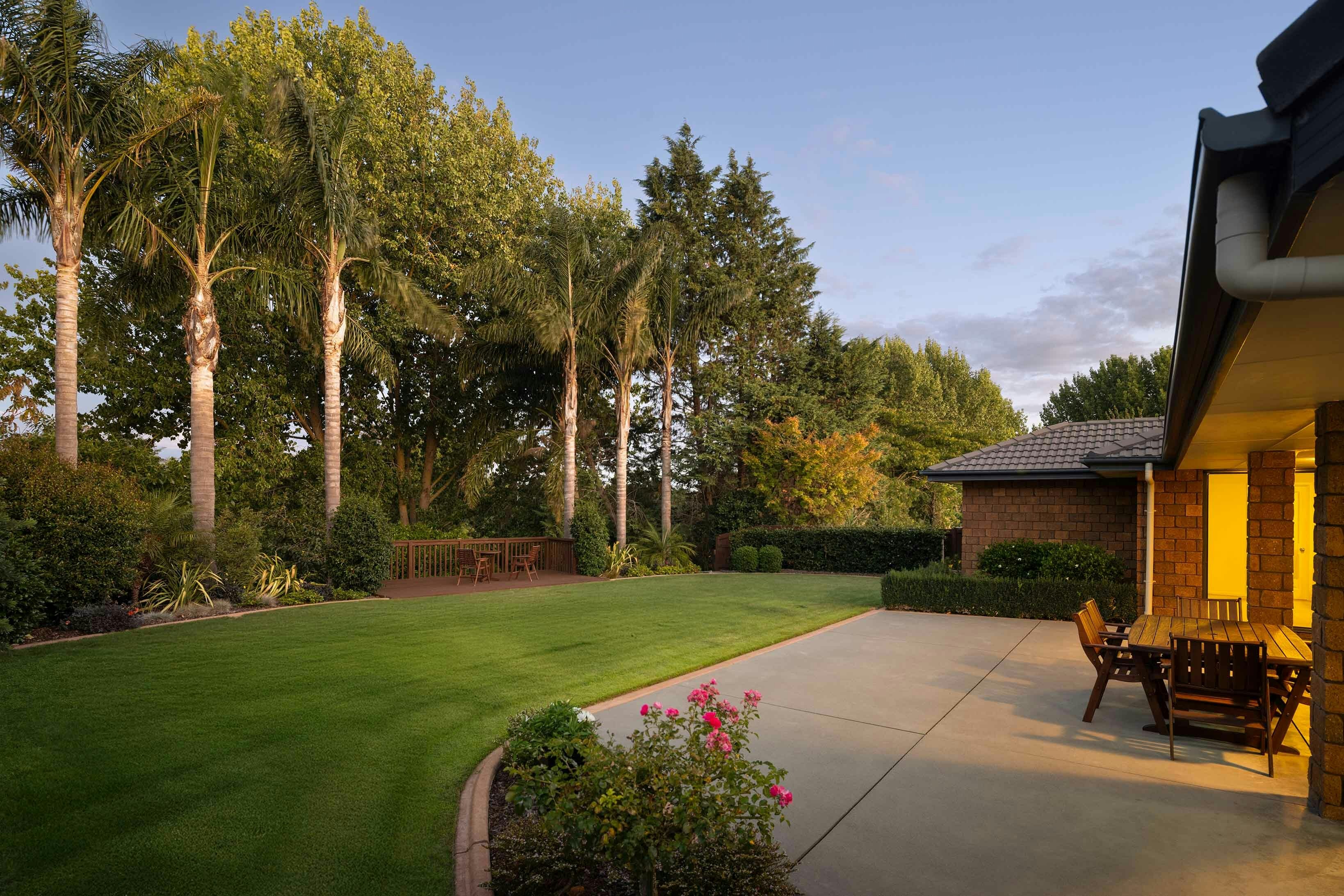 97 EDIT web or mls in House AR5 1824