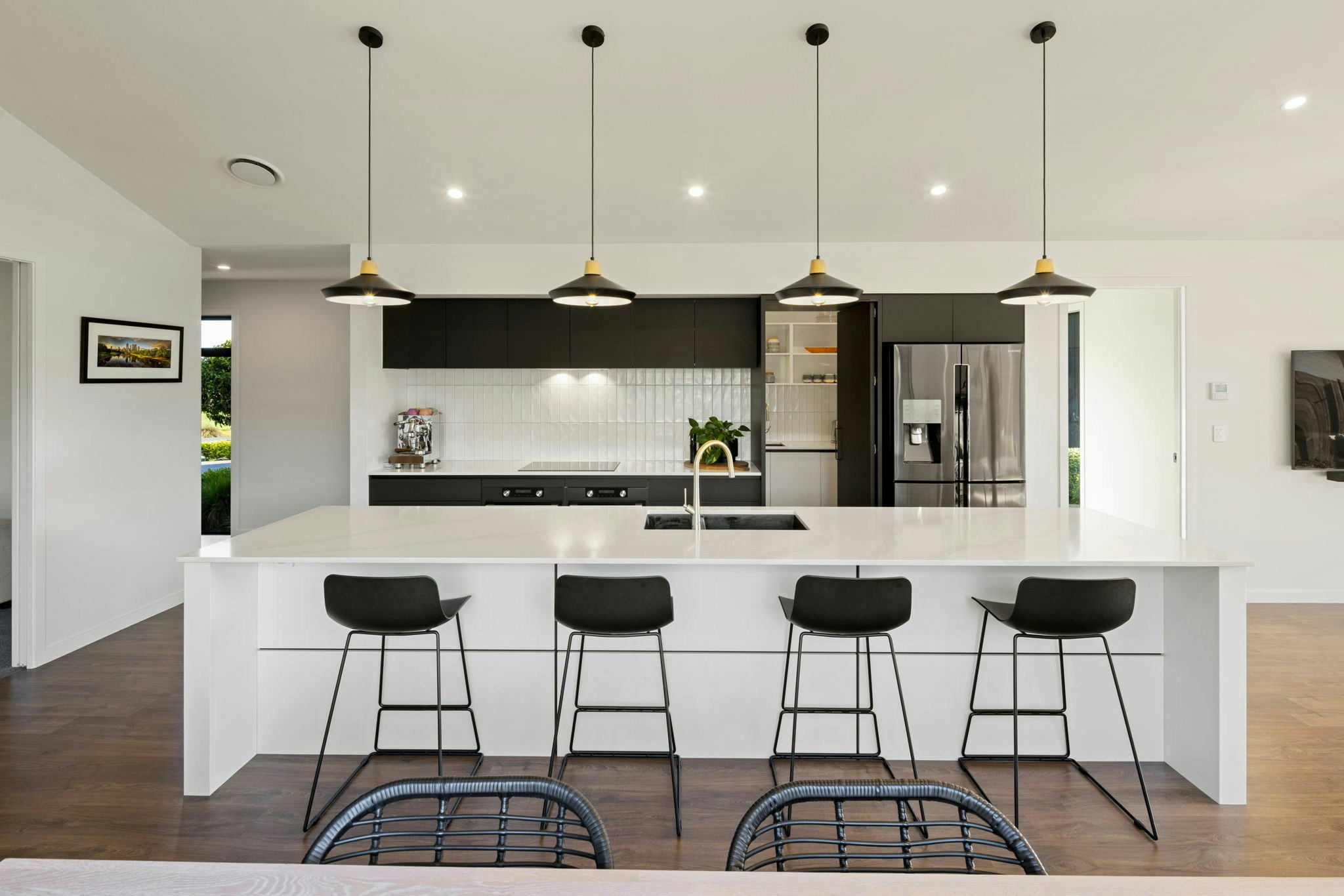 97 web or mls in House AR5 6143